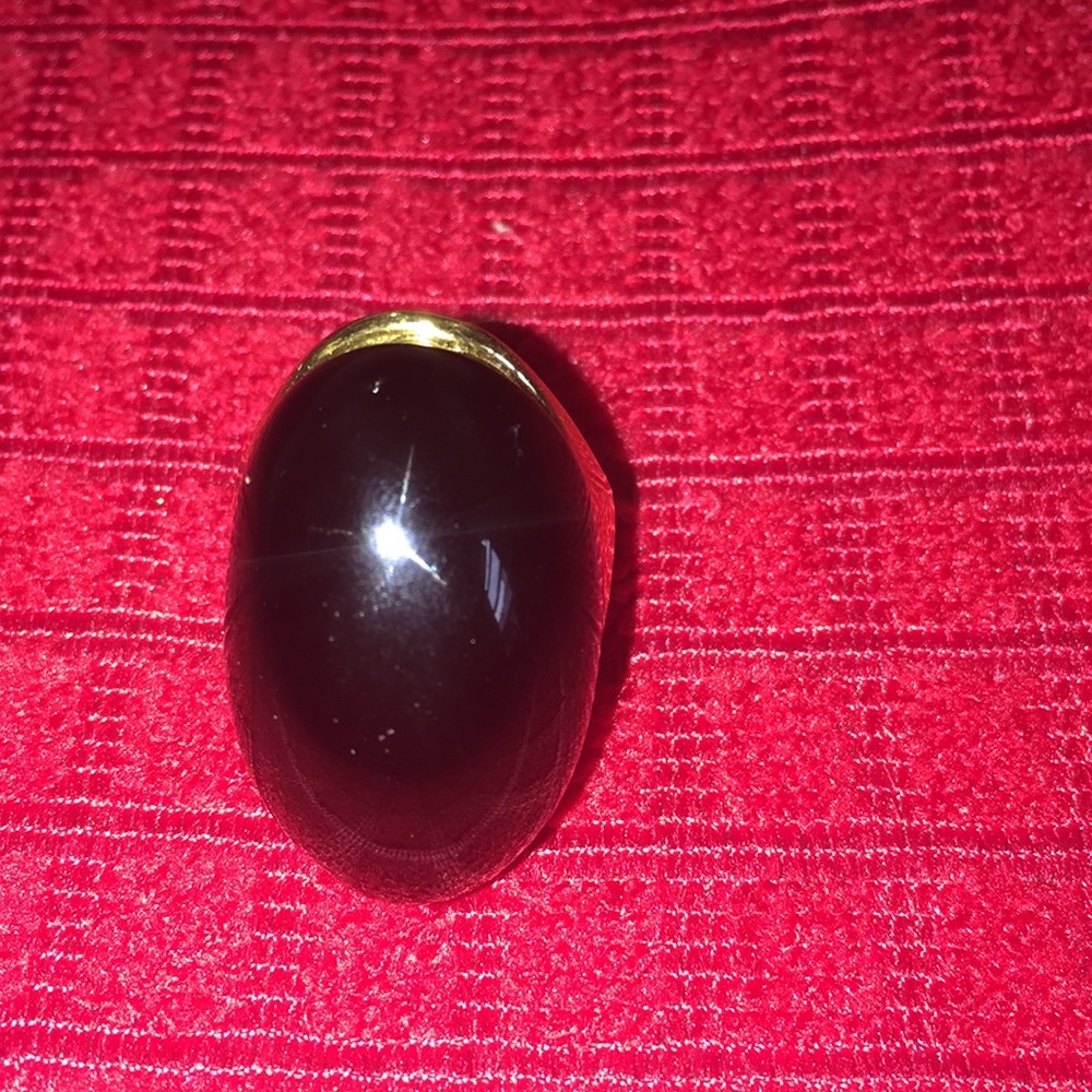 Ring - Picture 5 of 6